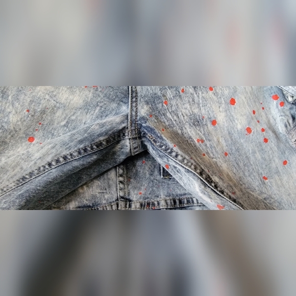 Another Hype Piece AHP Men's Slim Blue Jeans Distressed Paint Splatter 44 x 33 - Picture 3 of 7